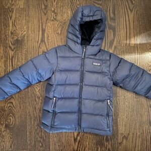 Patagonia boys Hi-Loft Down Sweater Hoody Jacket, XS